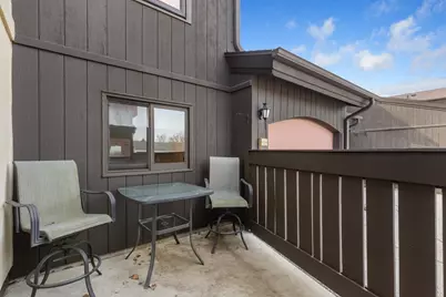 5266 S Somerset Ln, Greenfield, WI 53221 - Photo 22