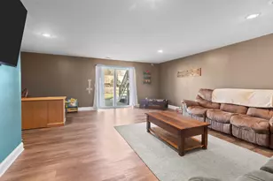 232 W Fremont St, Darien, WI 53114 - Photo 16
