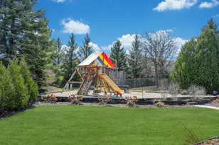 9223 W Wyndham Hills Ct, Franklin, WI 53132 - Photo 56