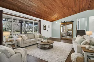 1759 Davids View Dr, Trenton, WI 53090 - Photo 2