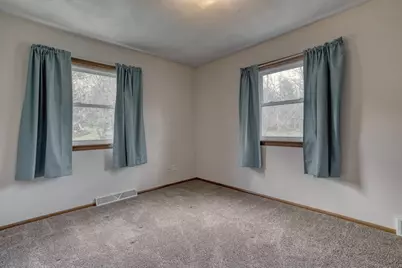 S28W30310  West End Ln, Genesee, WI 53188 - Photo 32