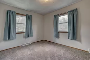 S28W30310 West End Ln, Genesee, WI 53188 - Photo 32