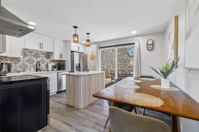 1074  Mobile St, Lake Geneva, WI 53147 - Photo 6