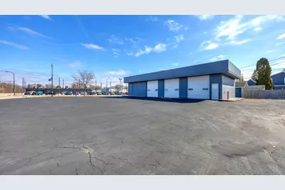 446 N Main St, Fond du Lac, WI 54935 - Photo 2