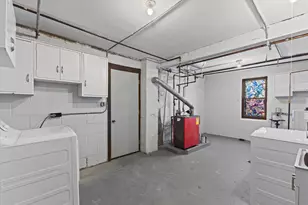 2001 W Bender Rd, Glendale, WI 53209 - Photo 28