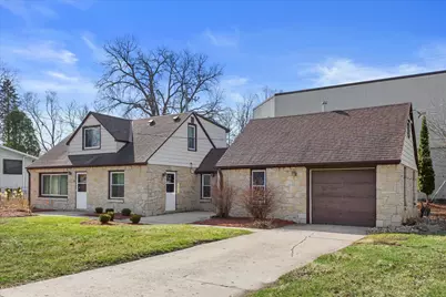 2001 W Bender Rd, Glendale, WI 53209 - Photo 30