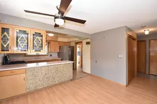 824 Ohio St, Racine, WI 53405 - Photo 8