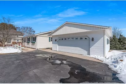 1465 N 8th St, Manitowoc, WI 54220 - Photo 34