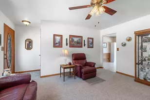 1465 N 8th St, Manitowoc, WI 54220 - Photo 12