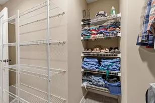 1909 Foxcroft Ln, Waukesha, WI 53189 - Photo 34