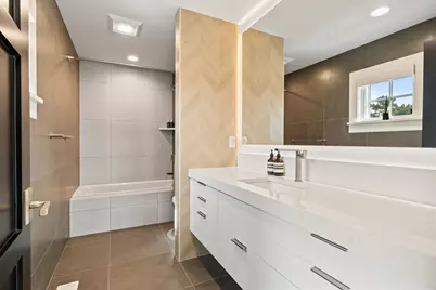 278  High St #9, Fontana, WI 53125 - Photo 76