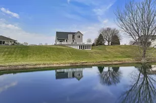 W5071 W Clearwater Ln, Sugar Creek, WI 53121 - Photo 10