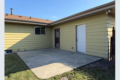 1624  State St, Racine, WI 53182 - Photo 12