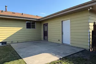 1624 State St, Racine, WI 53182 - Photo 12