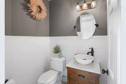 317  River Bluff Cir, Oconomowoc, WI 53066 - Photo 22