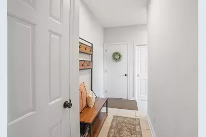 317  River Bluff Cir, Oconomowoc, WI 53066 - Photo 20