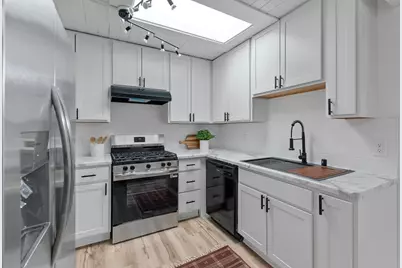 4015 W Kiley Ave, Milwaukee, WI 53209 - Photo 2