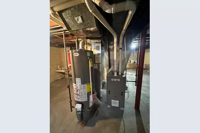 7822 W Oklahoma Ave, West Allis, WI 53219 - Photo 10