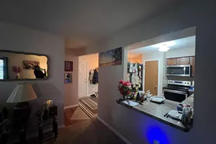 4615 S Woodland Dr, Greenfield, WI 53220 - Photo 4