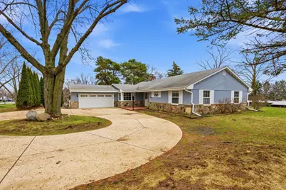 18635  Benington Dr, Brookfield, WI 53045 - Photo 6