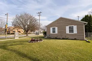 3425 W Morgan Ave, Milwaukee, WI 53221 - Photo 2