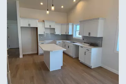 1635  Red Clover St, Holmen, WI 54636 - Photo 6