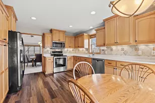 4330 Cedar Ridge Ln, Racine, WI 53405 - Photo 12