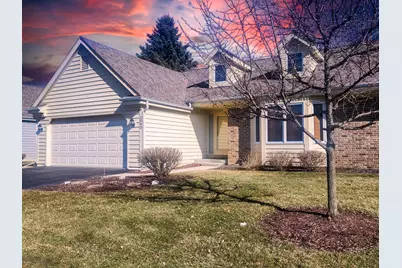 1040  Lansdowne Ct, Brookfield, WI 53045 - Photo 1