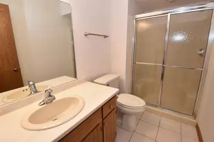 1040 Lansdowne Ct, Brookfield, WI 53045 - Photo 26