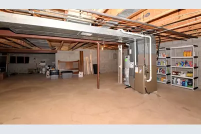 1040  Lansdowne Ct, Brookfield, WI 53045 - Photo 28