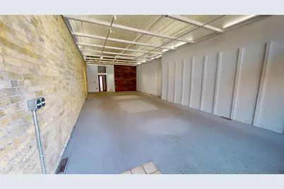 334  Main St #334 1/2, Racine, WI 53403 - Photo 4