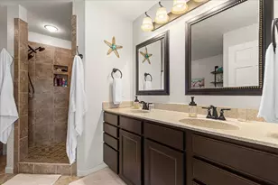 65 Rushmore Ln, Hartford, WI 53027 - Photo 16