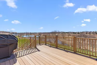 65  Rushmore Ln, Hartford, WI 53027 - Photo 8