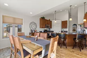 65 Rushmore Ln, Hartford, WI 53027 - Photo 10