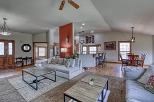 W287N3838 N Shore Dr, Delafield, WI 53072 - Photo 12