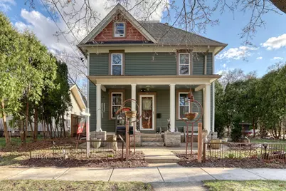 131  Oakland Ave, Mukwonago, WI 53149 - Photo 1