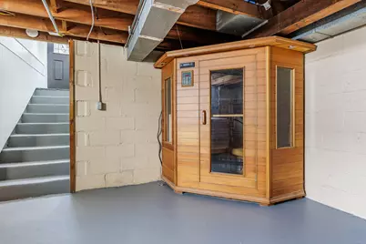 1011  Main St, Onalaska, WI 54650 - Photo 18