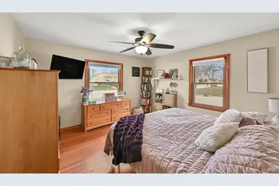 1304 S 116th St, West Allis, WI 53214 - Photo 12