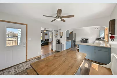 1304 S 116th St, West Allis, WI 53214 - Photo 8