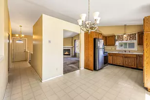 9617 Grayce Dr, Sturtevant, WI 53177 - Photo 8