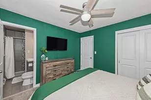 7170 S 35th St, Franklin, WI 53132 - Photo 16