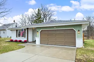 7170 S 35th St, Franklin, WI 53132 - Photo 34