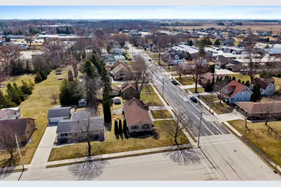 123 N 12th St, Oostburg, WI 53070 - Photo 44