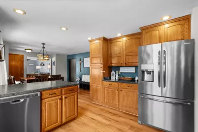 123 N 12th St, Oostburg, WI 53070 - Photo 4