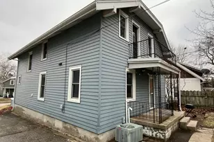 924 N 8th St, Manitowoc, WI 54220 - Photo 4