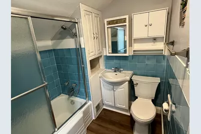 924 N 8th St, Manitowoc, WI 54220 - Photo 28