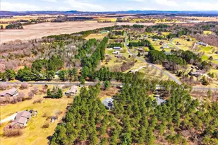 N13703 Canar Rd, Trempealeau, WI 54661 - Photo 90