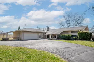 N60W15671 Hawthorne Dr, Menomonee Falls, WI 53051 - Photo 26