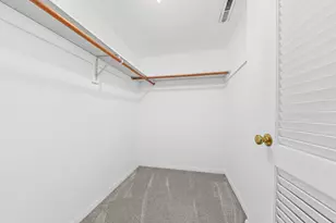 N60W15671 Hawthorne Dr, Menomonee Falls, WI 53051 - Photo 24