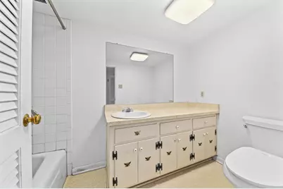 N60W15671  Hawthorne Dr, Menomonee Falls, WI 53051 - Photo 28